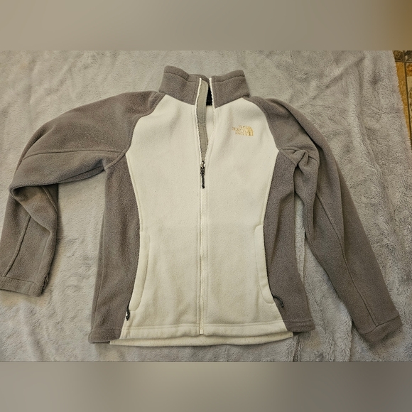 The North Face Jackets & Blazers - The North Face Women's full zip fleece jacket.